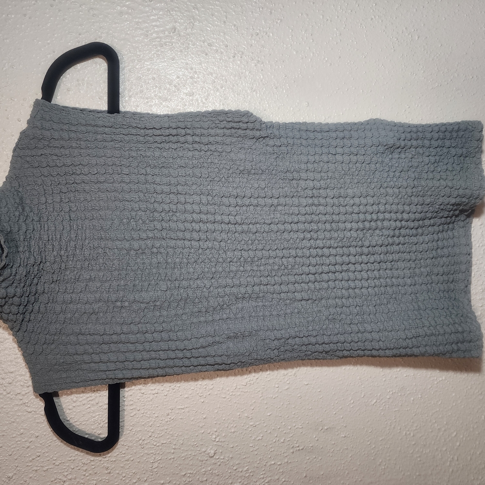 Gray Textured Sleeveless Top
